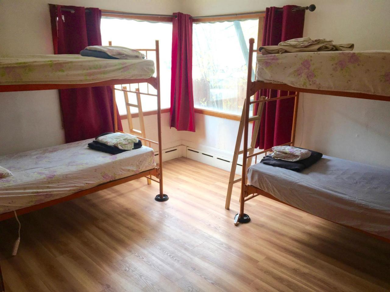 Base Camp Anchorage Hostel Extérieur photo