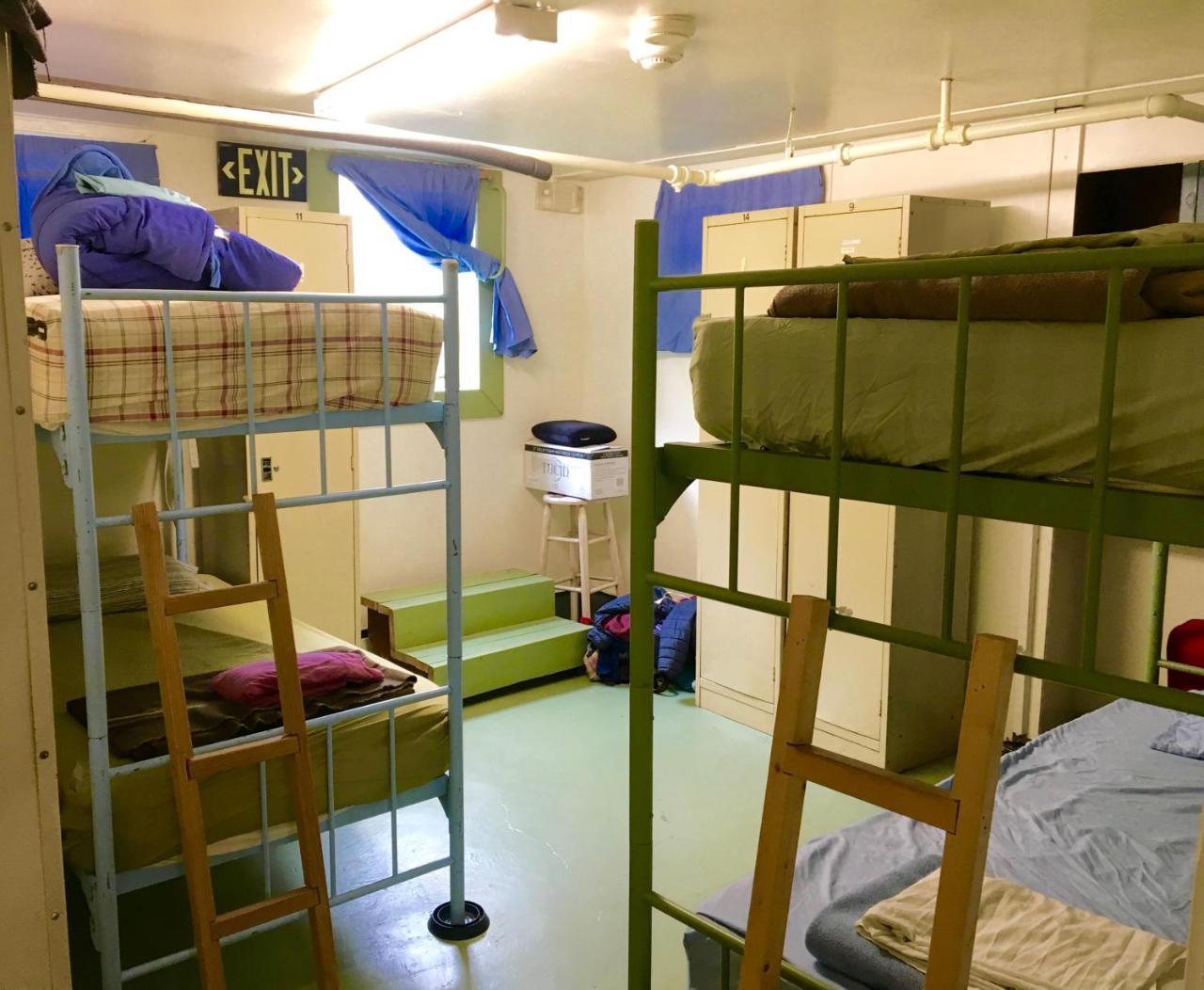 Base Camp Anchorage Hostel Extérieur photo